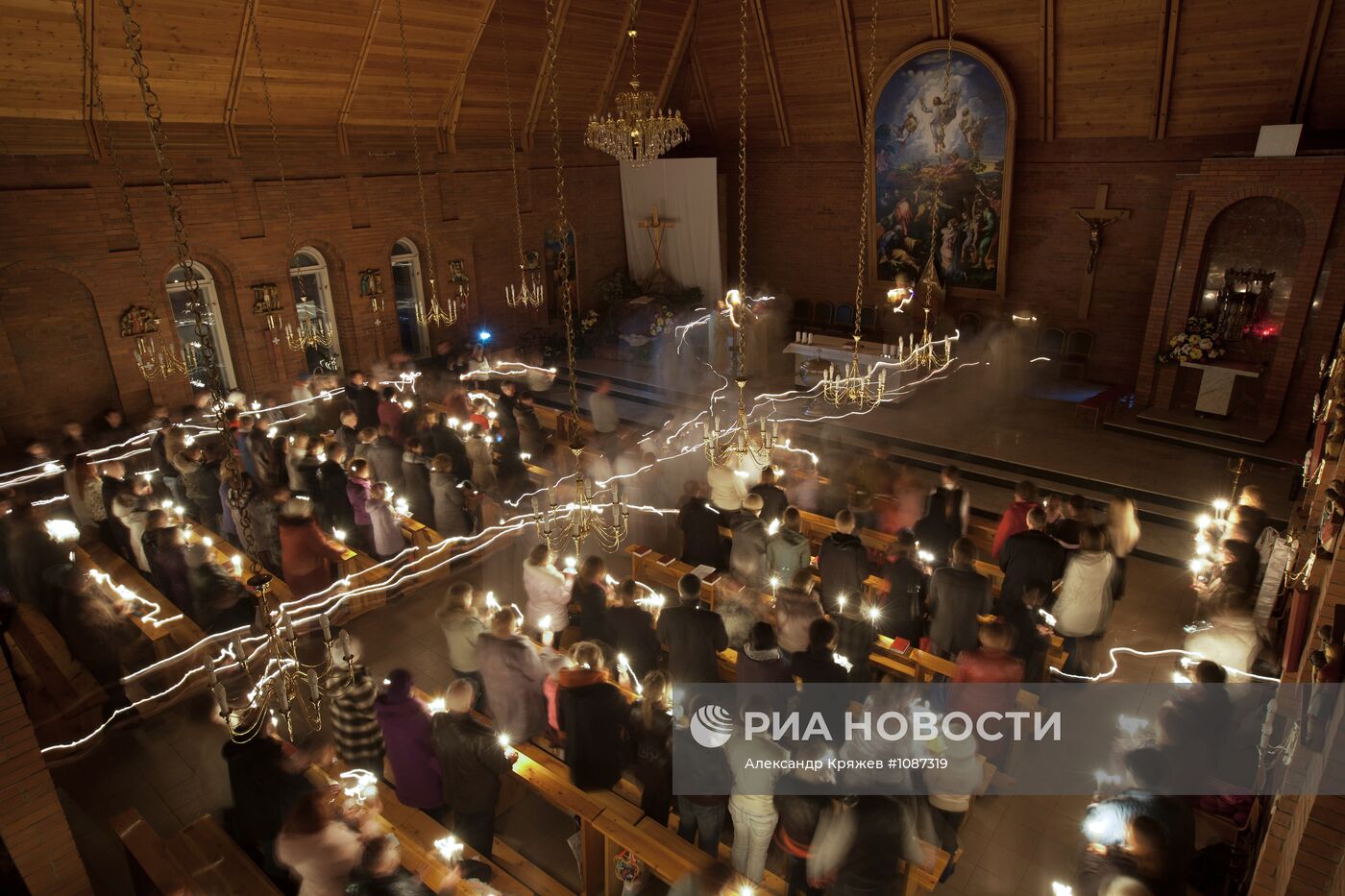 Празднование католической Пасхи в Новосибирске