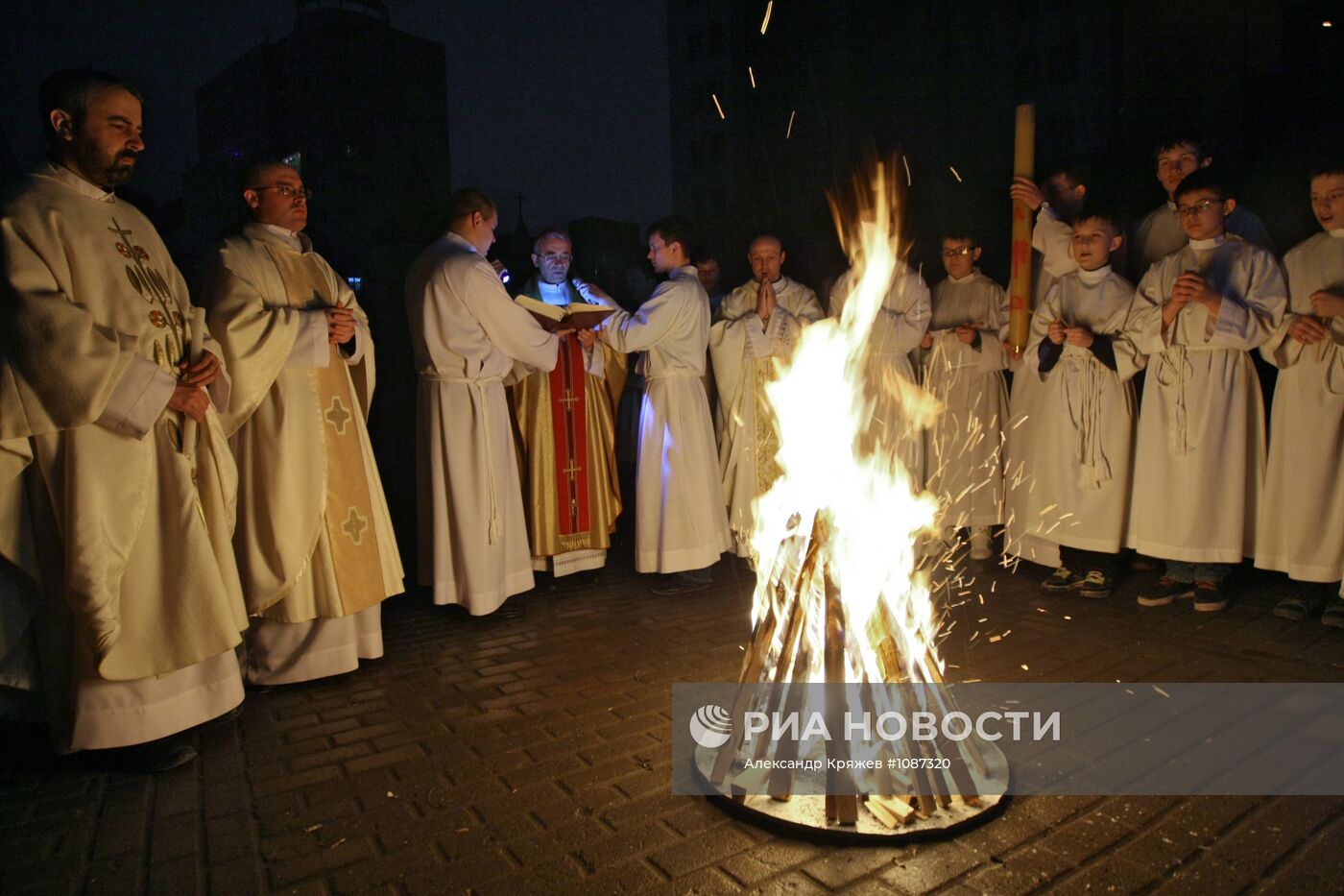 Празднование католической Пасхи в Новосибирске
