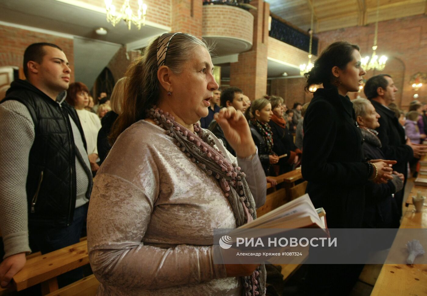 Празднование католической Пасхи в Новосибирске