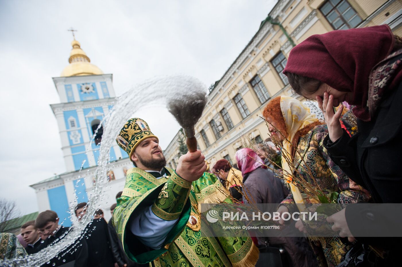 Празднование Вербного воскресенья на Украине