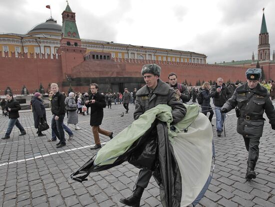 Акция оппозиции "Белая площадь" в Москве