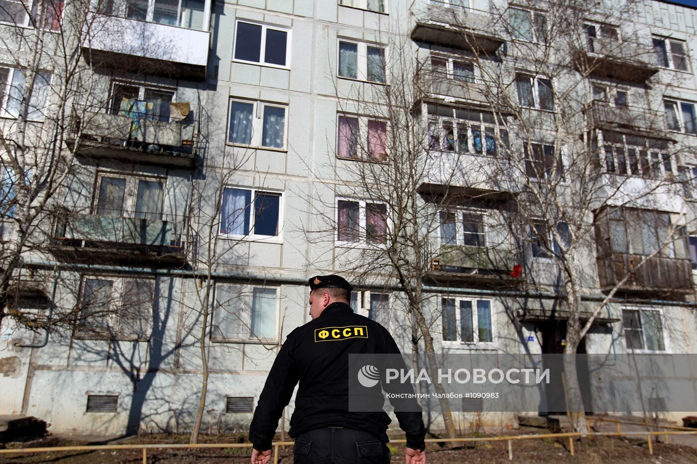 Рейд судебных приставов по выявлению должников в сфере ЖКХ