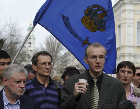 Поездка С.Миронова и Н.Левичева в Астрахань