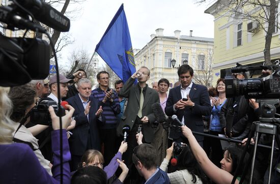 Поездка С.Миронова и Н.Левичева в Астрахань