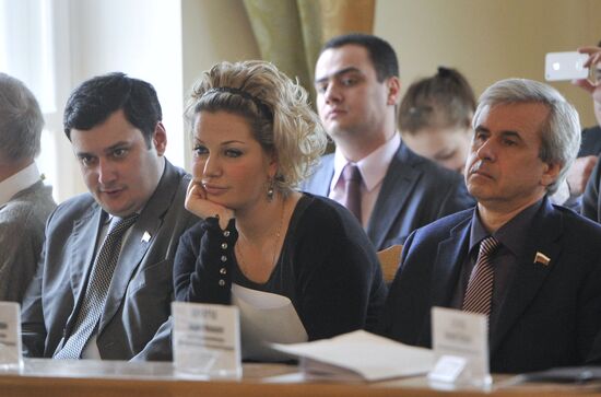 Ситуация с голодающими против итогов выборов мэра в Астрахани