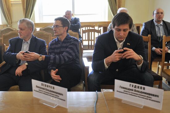 Ситуация с голодающими против итогов выборов мэра в Астрахани