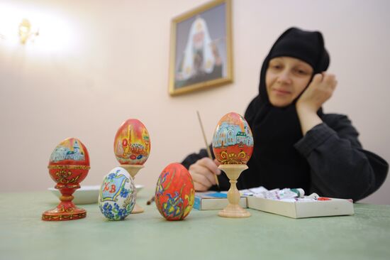 Приготовление к Пасхе в Всехсвятском женском монастыре