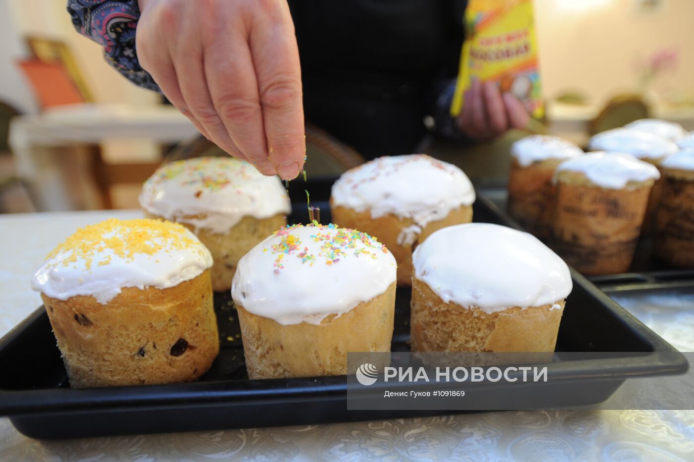 Приготовление к Пасхе в Всехсвятском женском монастыре