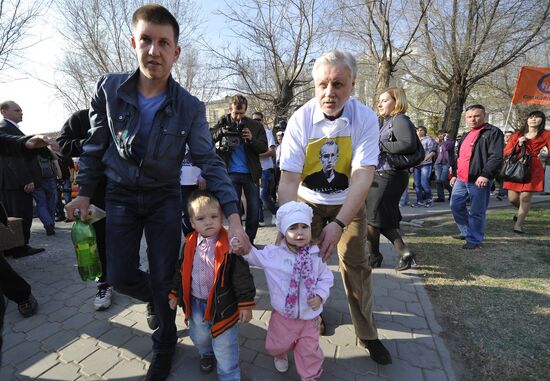 Шествие в поддержку экс-кандидата в мэры Астрахани Олега Шеина