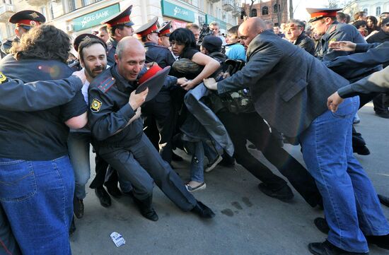 Митинг в поддержку экс-кандидата в мэры Астрахани Олега Шеина