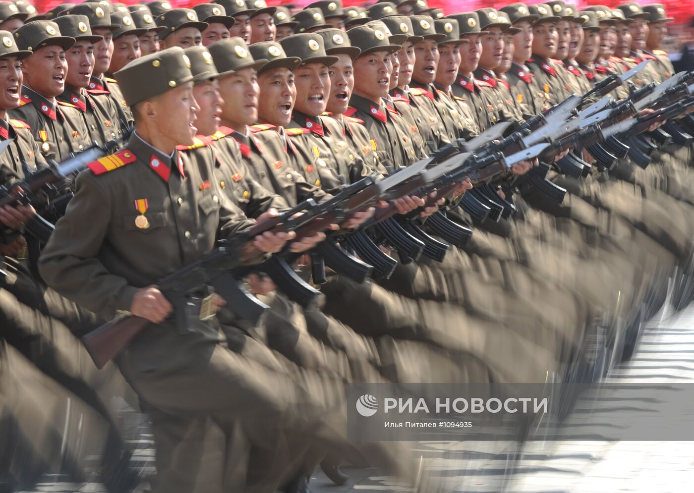 Военный парад, посвященный 100-летию со дня рождения Ким Ир Сена