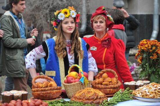 Пасхальный фестиваль "Живое искусство"