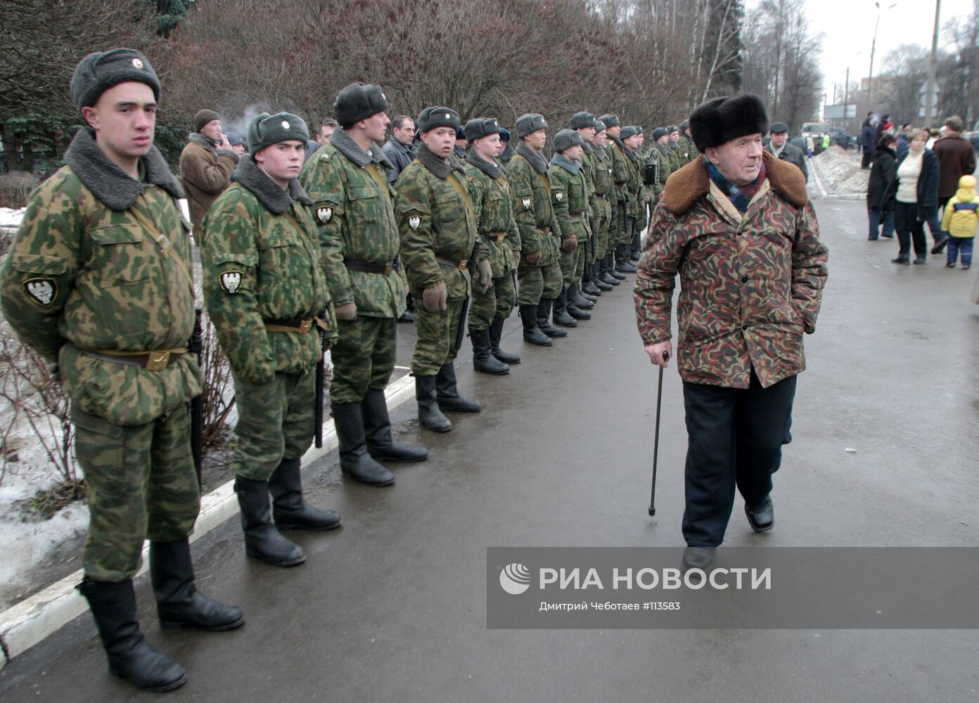 МИТИНГ ПЕНСИОНЕРЫ ВНУТРЕННИЕ ВОЙСКА