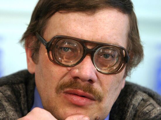 БУШКОВ ПИСАТЕЛЬ