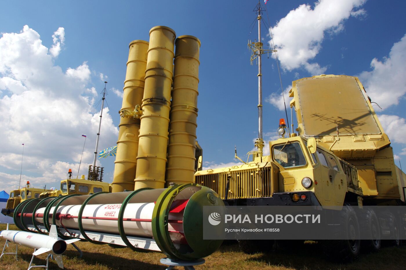 Зенитная ракетная система С-300 ПМУ2 ("Фаворит")