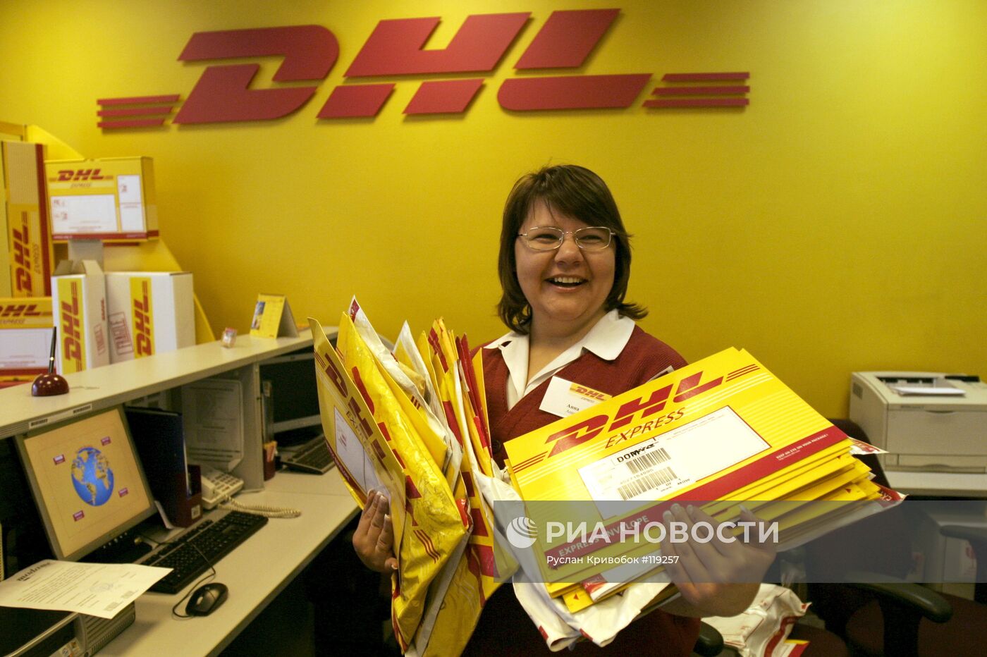 РАБОТА КОМПАНИИ DHL | РИА Новости Медиабанк