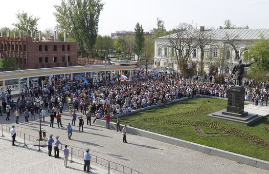 Митинг "За честные выборы" в Астрахани