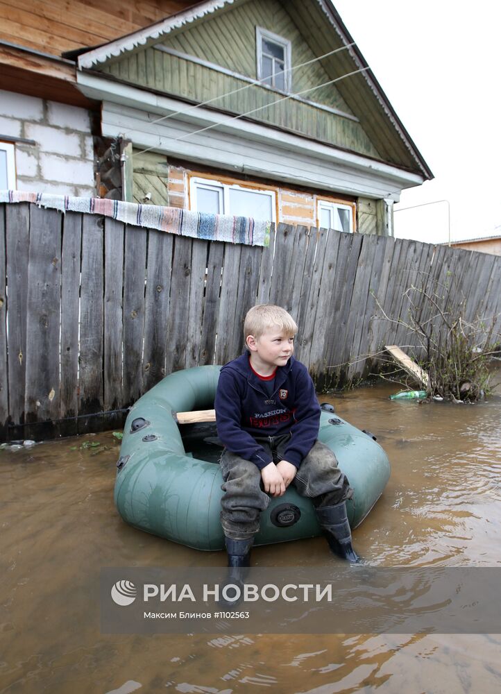 Паводковая обстановка в поселке Кадом Рязанской области