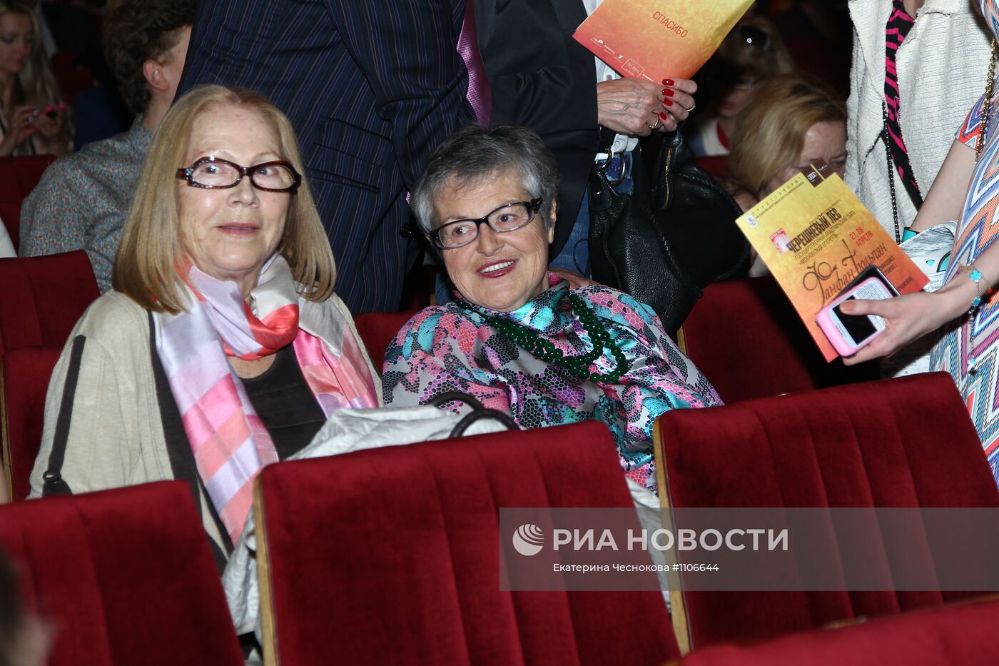 Премьера спектакля "Фанфан Тюльпан"