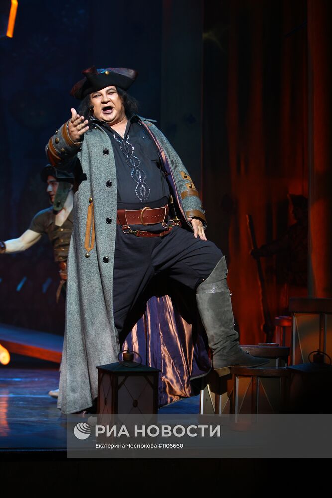 Премьера спектакля "Фанфан Тюльпан"