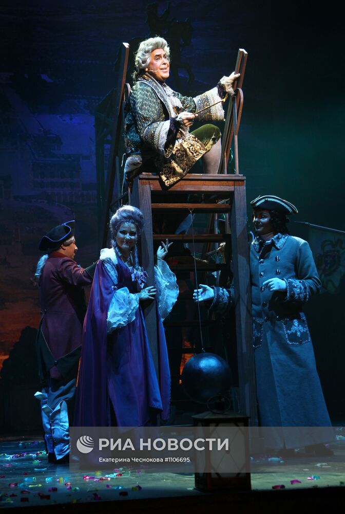 Премьера спектакля "Фанфан Тюльпан"