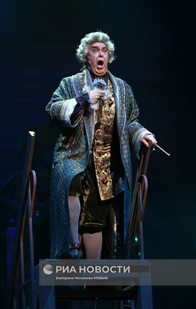 Премьера спектакля "Фанфан Тюльпан"