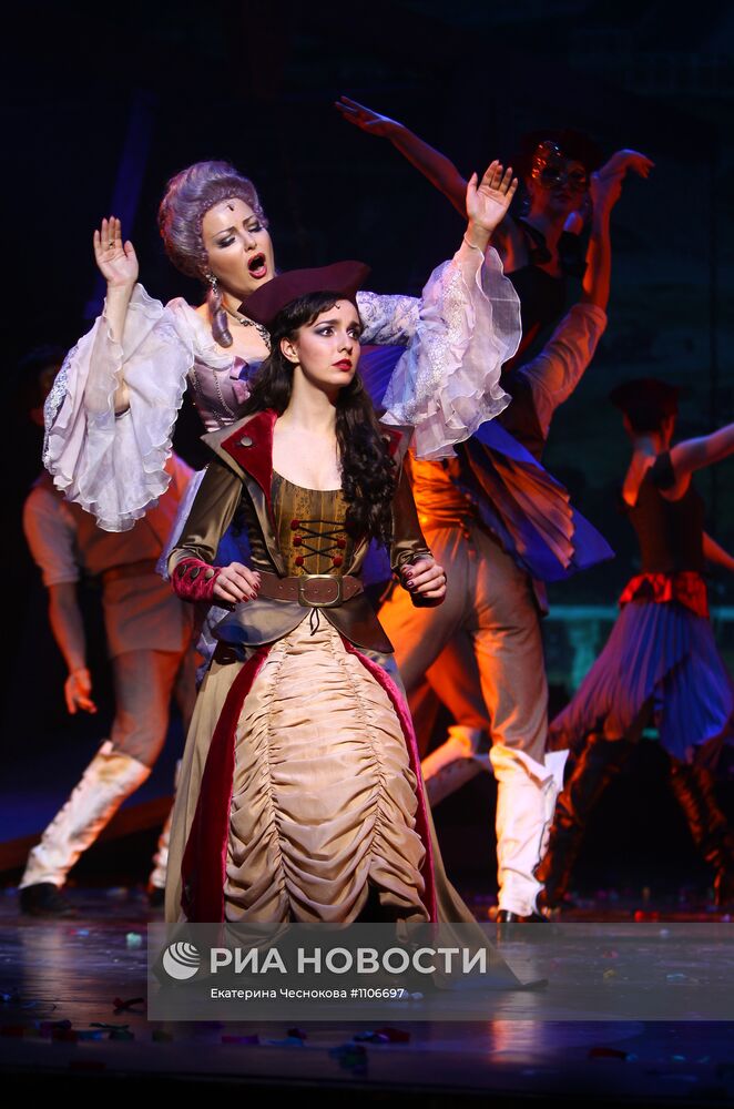 Премьера спектакля "Фанфан Тюльпан"