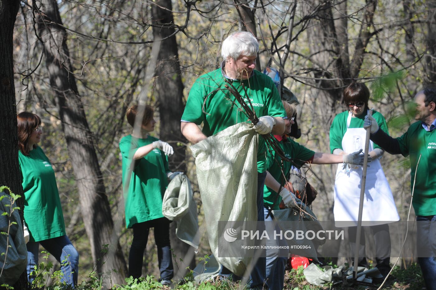 Второй медиасубботник в Нескучном саду