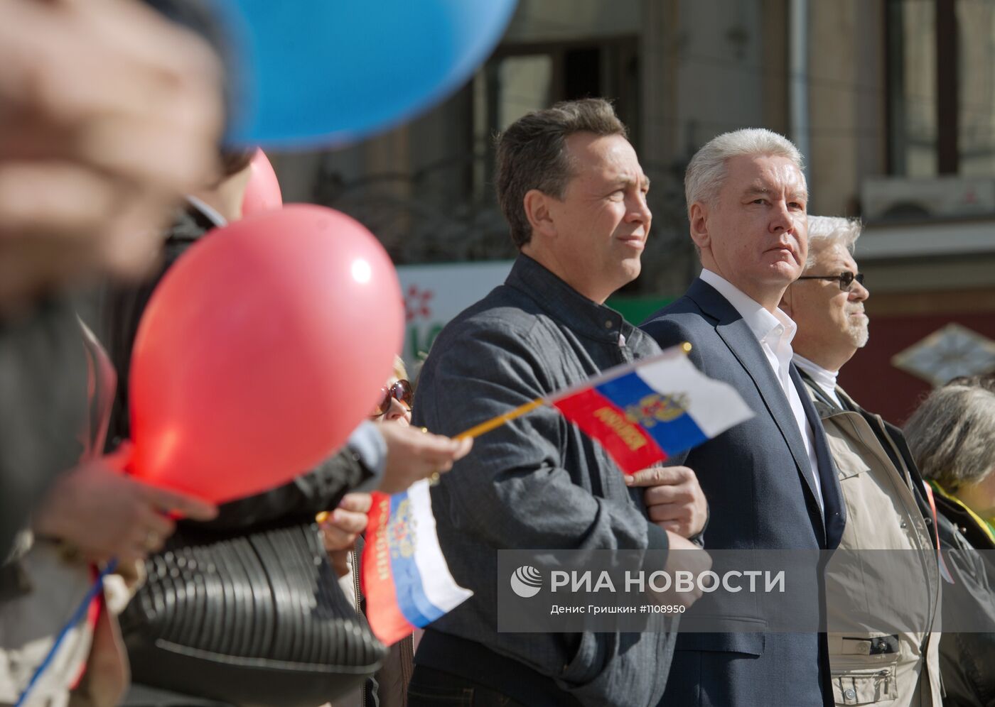 С.Собянин принял участие в первомайском шествии профсоюзов