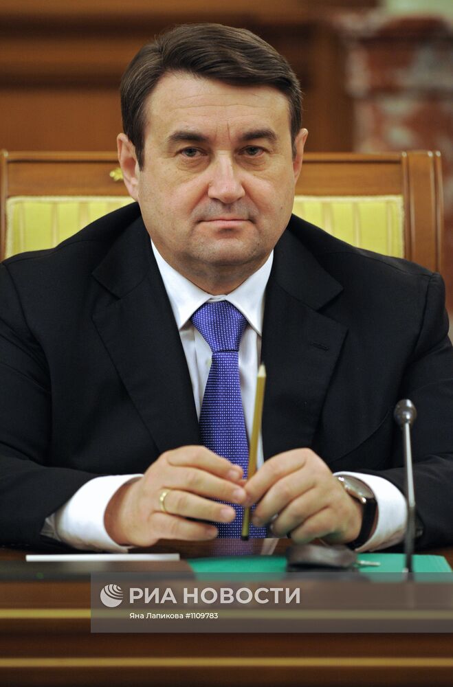 Владимир Путин провел заседание правительства РФ