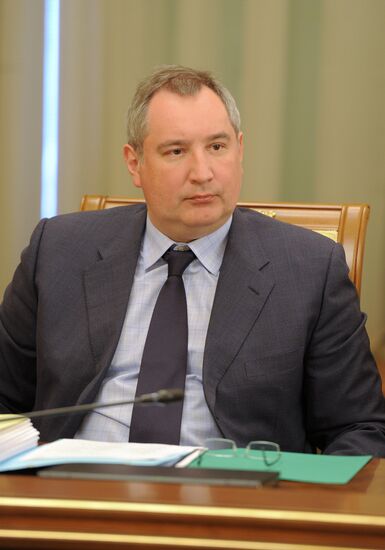 Владимир Путин провел заседание правительства РФ