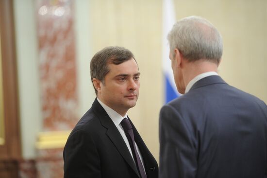 Владимир Путин провел заседание правительства РФ