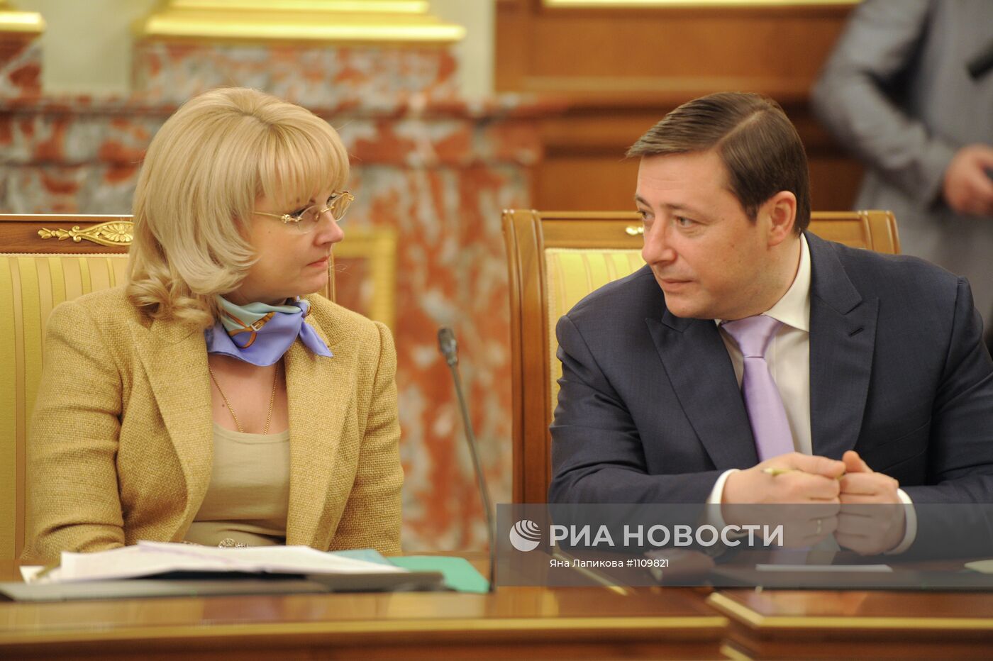 Владимир Путин провел заседание правительства РФ