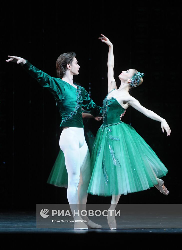 Репетиция балета "Драгоценности" в Большом театре