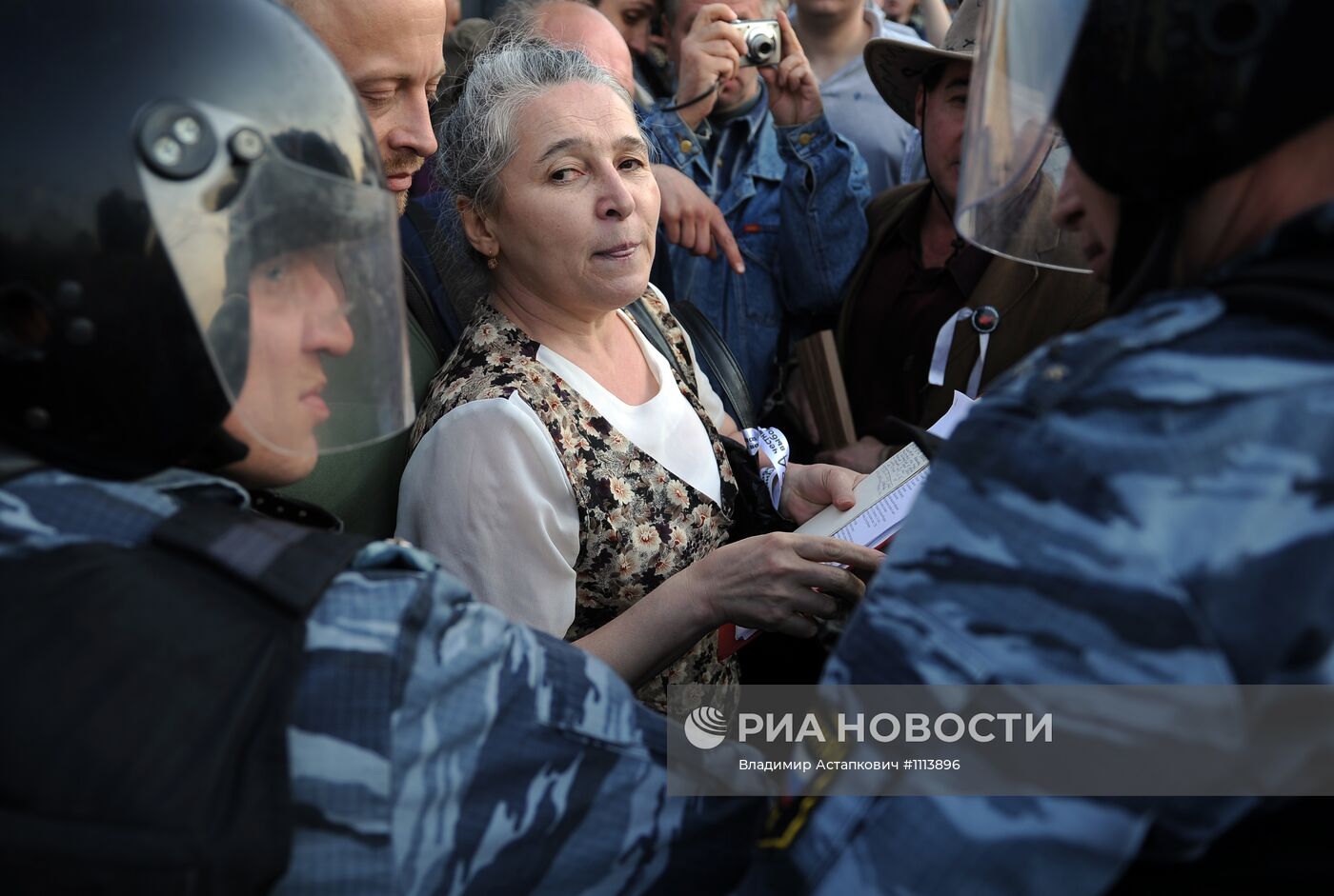 Задержания участников митинга "Марш миллионов" в Москве