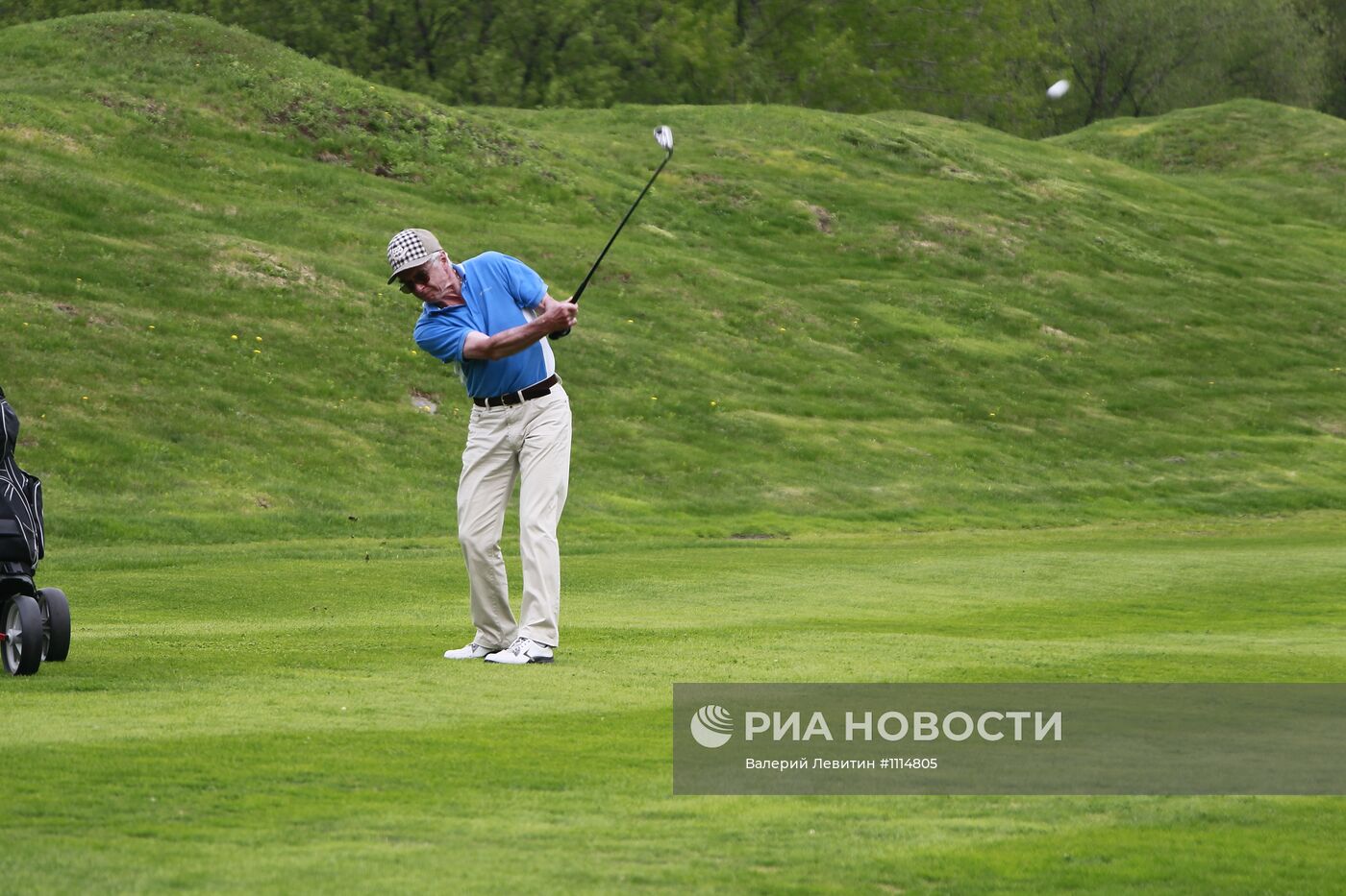 Открытие юбилейного 25-го сезона игры в гольф в Москве