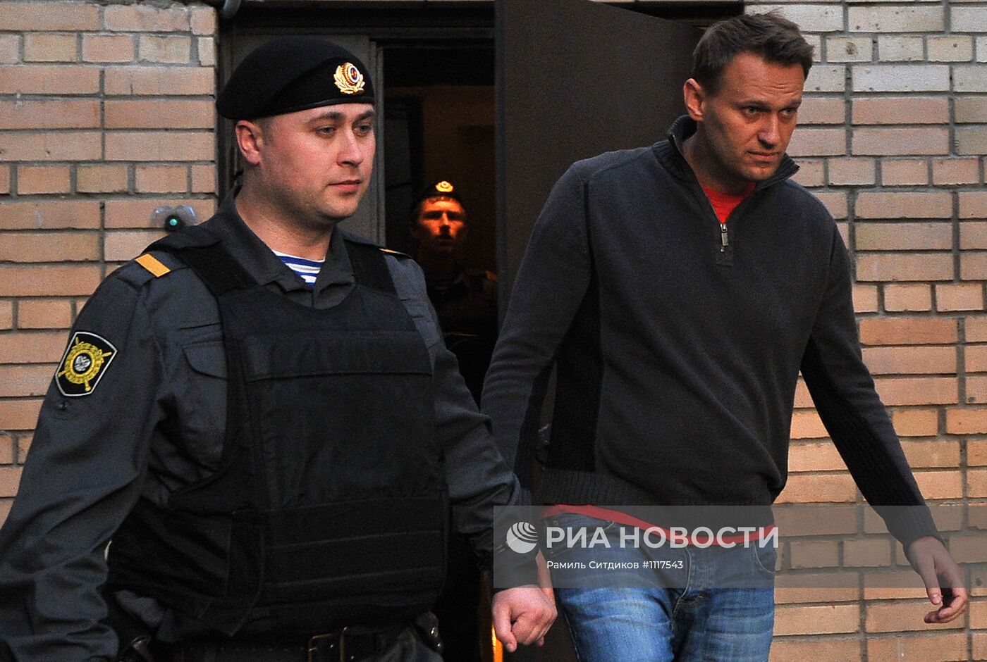 Алексей Навальный у Пресненского суда Москвы