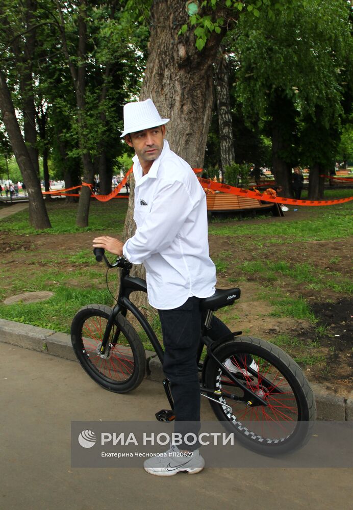 Воскресник фестиваля искусств "Черешневый лес"