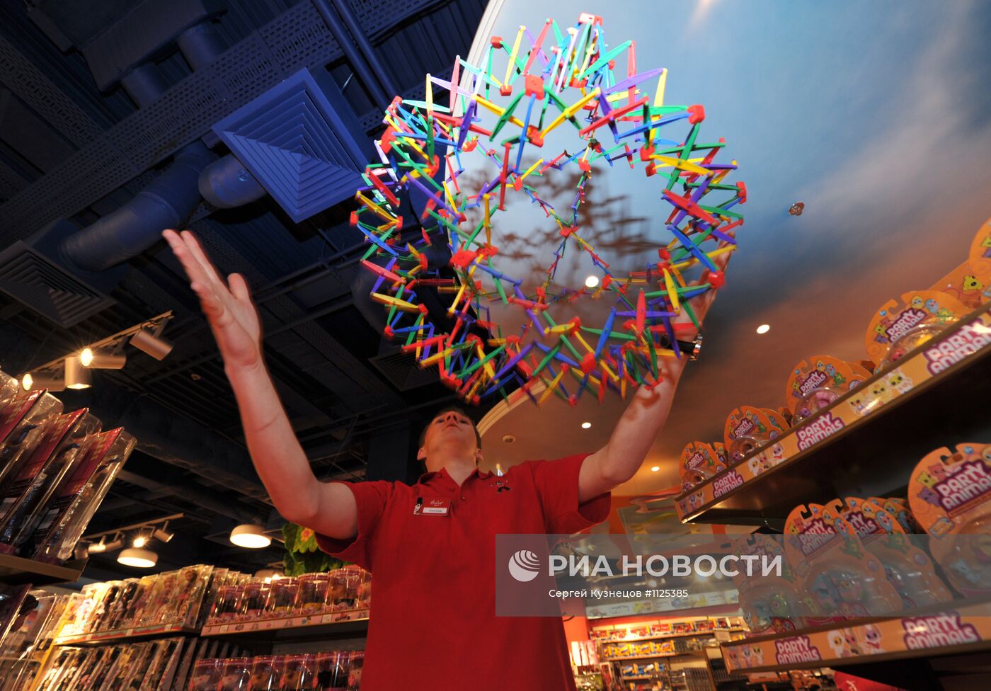 Открытие магазина игрушек Hamleys в Москве