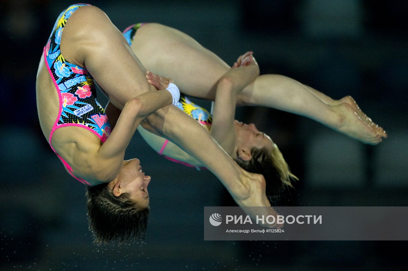 Прыжки в воду. ЧЕ-2012. Женщины. Синхрон. Вышка 10 м