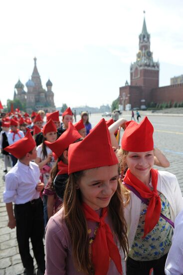 Торжественный прием в пионеры на Красной площади