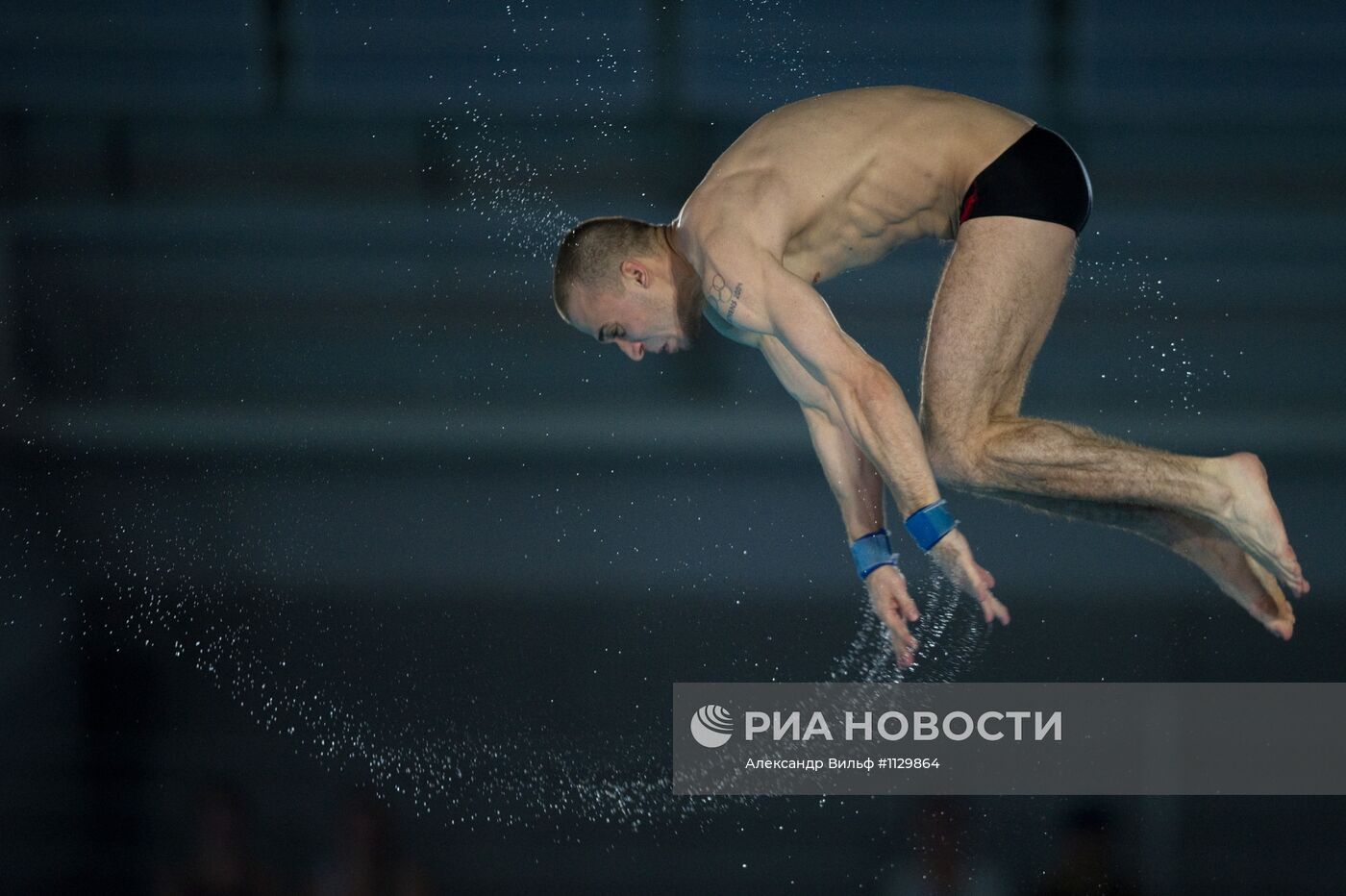 Синхронные прыжки в воду. ЧЕ-2012. Мужчины. Вышка 10 м