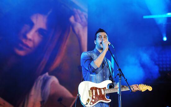 Выступление группы Grisha Urgant в парке им. Горького