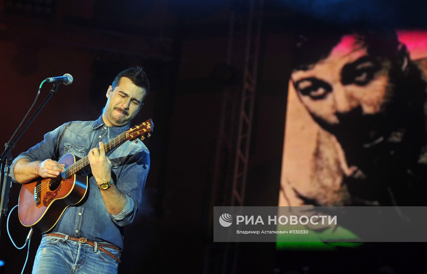 Выступление группы Grisha Urgant в парке им. Горького