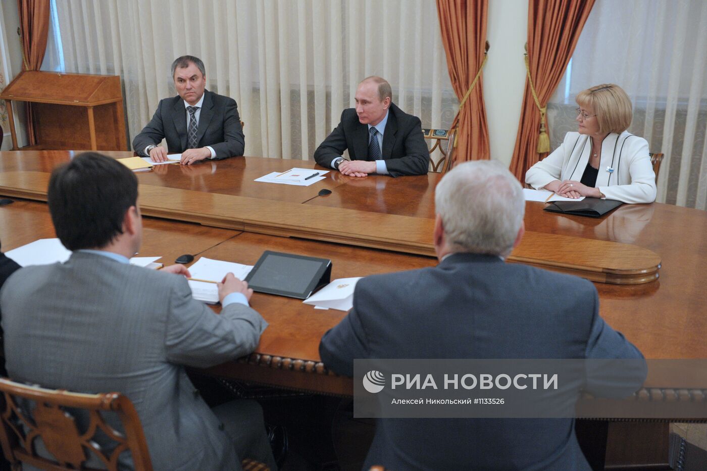 Встреча В.Путина с руководством партии "Единая Россия"
