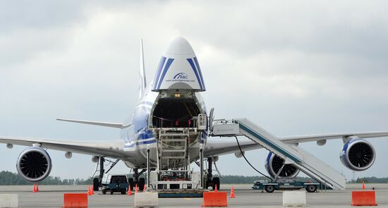 Презентация самолетов компаний "Волга-Днепр" и AirBridgeCargо