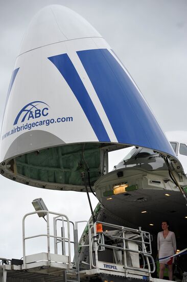 Презентация самолетов компаний "Волга-Днепр" и AirBridgeCargо