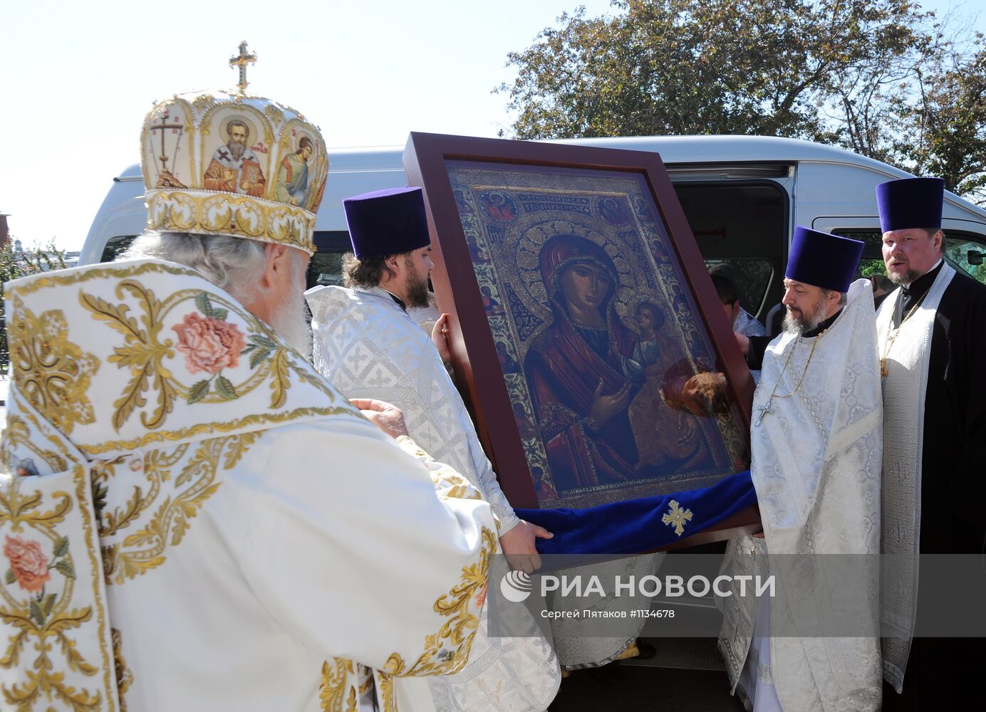 Патриаршее Богослужение в день памяти Кирилла и Мефодия