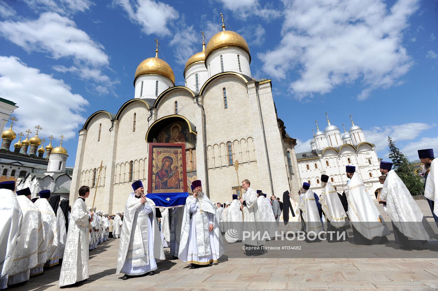 Патриаршее Богослужение в день памяти Кирилла и Мефодия