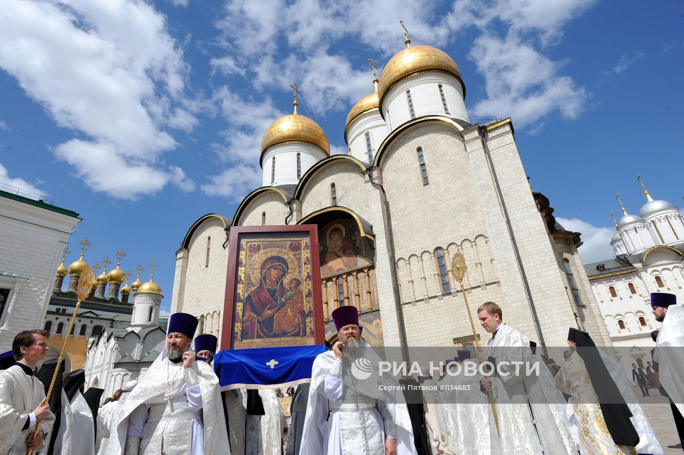 Патриаршее Богослужение в день памяти Кирилла и Мефодия